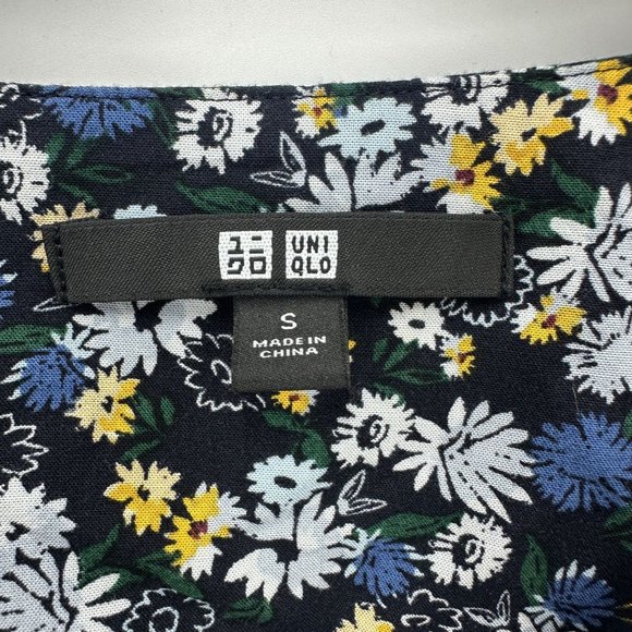 Uniqlo Shirt Womens Button Down Long Sleeve Floral V-Neck Multicolor S - Picture 7 of 9
